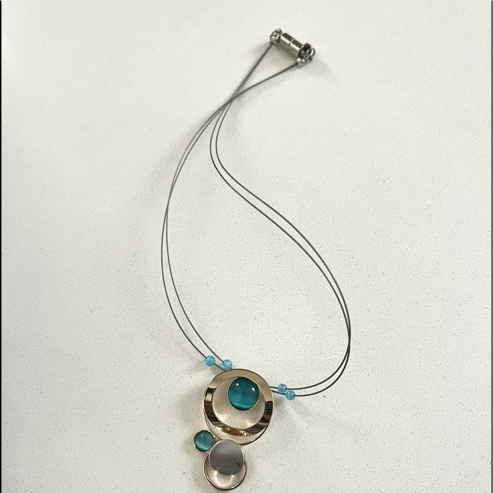 🔥 3/$25🔥 Modern silver gold turquoise necklace 🔥3/$25🔥